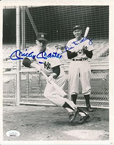 מיקי מנטל/ביל דיקי ינקי חתימה כפולה 8x10 B/W תמונה JSA 158790 - תמונות MLB עם חתימה
